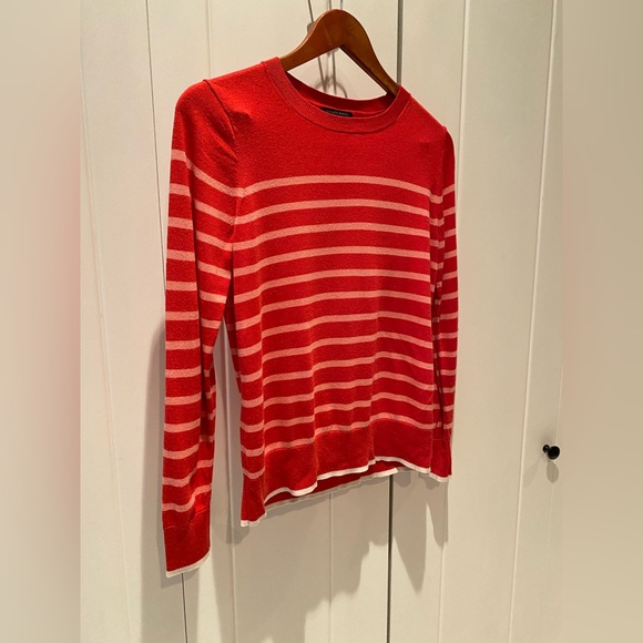 Sweaters - Banana Republic silk & cashmere sweater